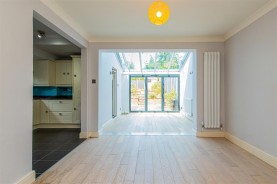 Images for Crescent Close, Market Harborough