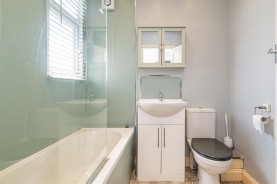 Images for Crescent Close, Market Harborough
