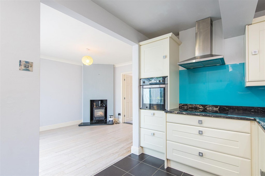 Images for Crescent Close, Market Harborough EAID:oscarjamesapi BID:5