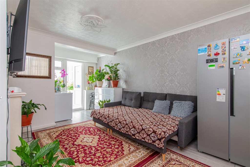 Images for Kathleen Drive, Kettering EAID:oscarjamesapi BID:2