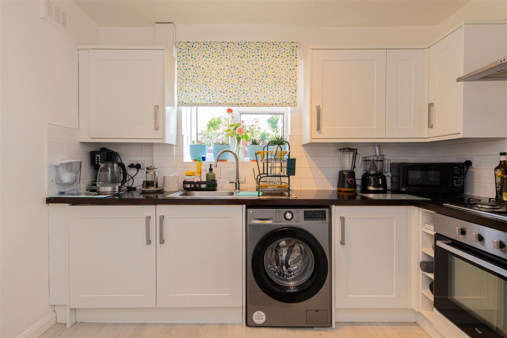Images for Kathleen Drive, Kettering EAID:oscarjamesapi BID:2