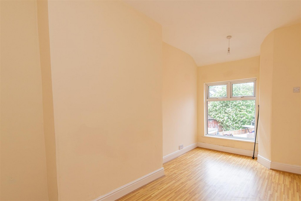 Images for Bath Road, Kettering EAID:oscarjamesapi BID:2