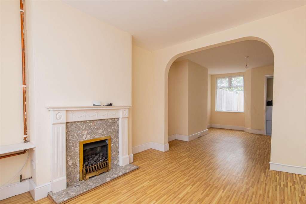 Images for Bath Road, Kettering EAID:oscarjamesapi BID:2