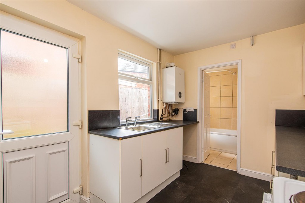 Images for Bath Road, Kettering EAID:oscarjamesapi BID:2