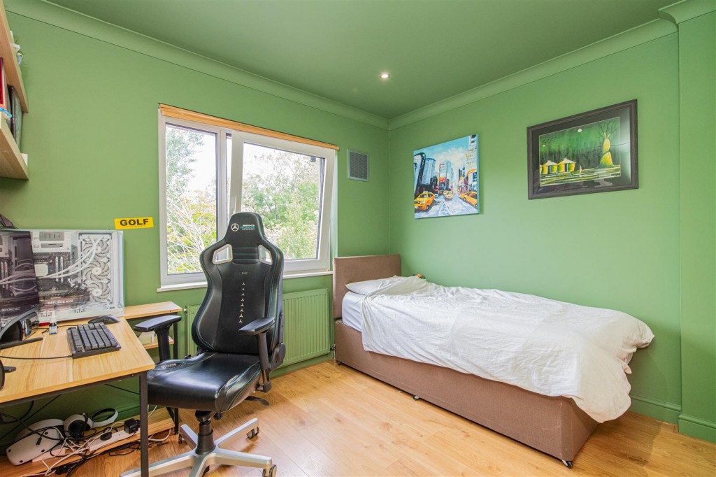 Images for Forest Gate Road, Corby EAID:oscarjamesapi BID:4