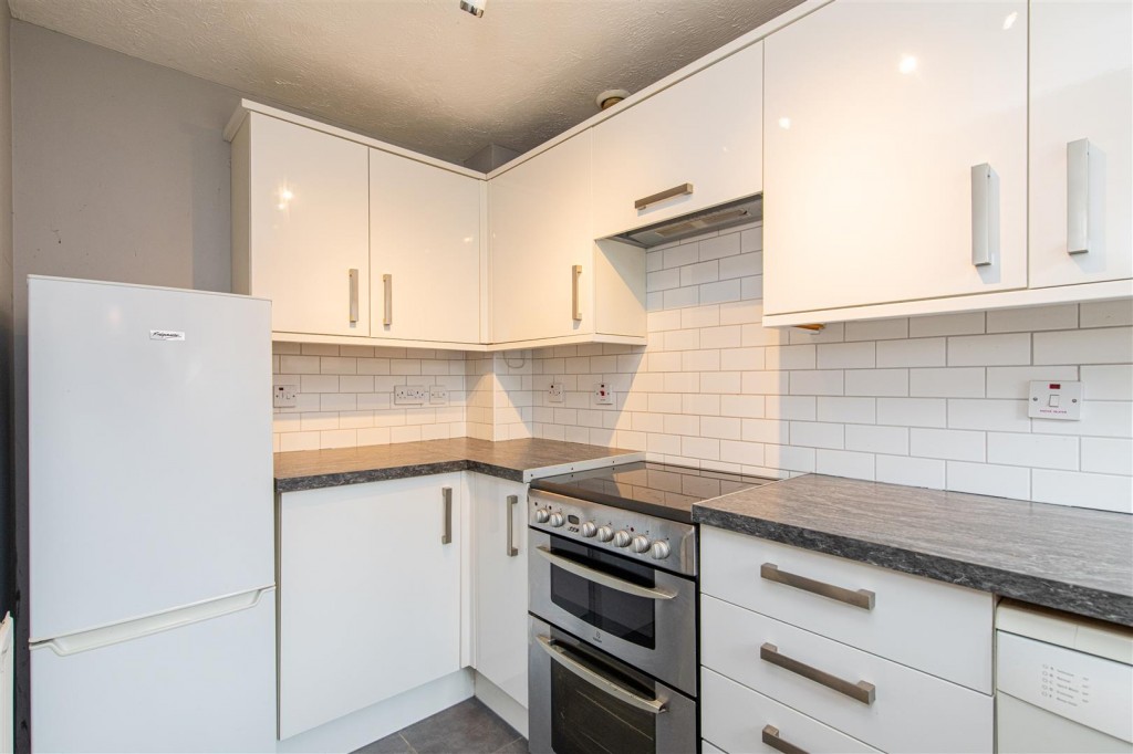 Images for Spinney Road, Burton Latimer EAID:oscarjamesapi BID:2