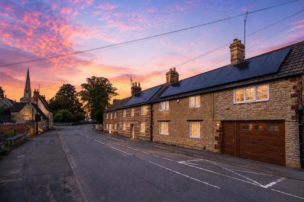 Images for Church Street, Burton Latimer EAID:oscarjamesapi BID:3