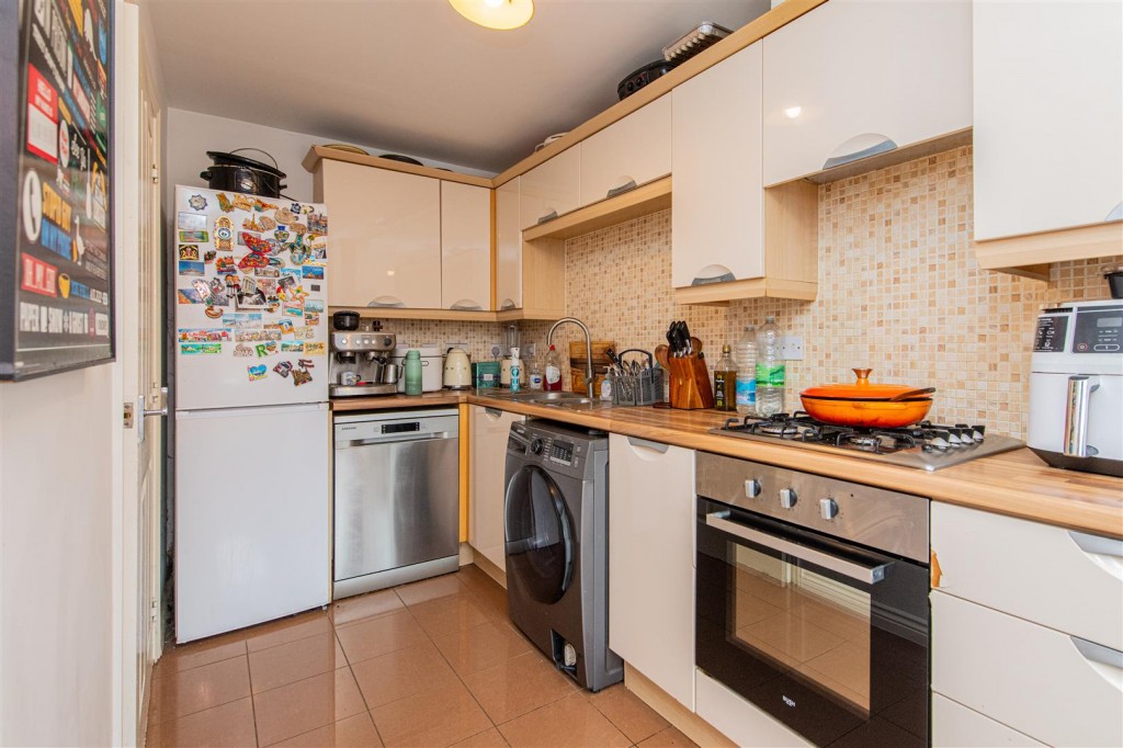 Images for Lark Close, Corby EAID:oscarjamesapi BID:2