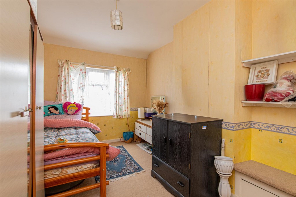 Images for Harrington Road, Desborough, Kettering EAID:oscarjamesapi BID:2