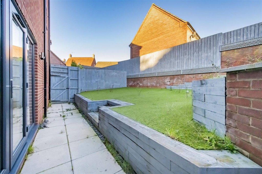 Images for Jacques Road, Burton Latimer, Kettering EAID:oscarjamesapi BID:2