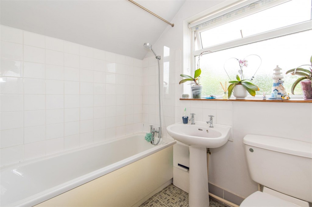 Images for Orlingbury Road, Little Harrowden, Wellingborough EAID:oscarjamesapi BID:3
