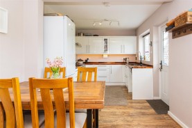 Images for Orlingbury Road, Little Harrowden, Wellingborough
