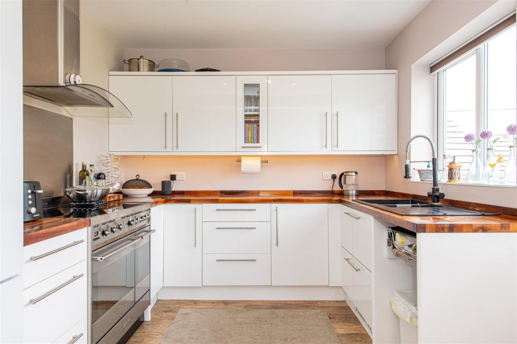 Images for Orlingbury Road, Little Harrowden, Wellingborough EAID:oscarjamesapi BID:3