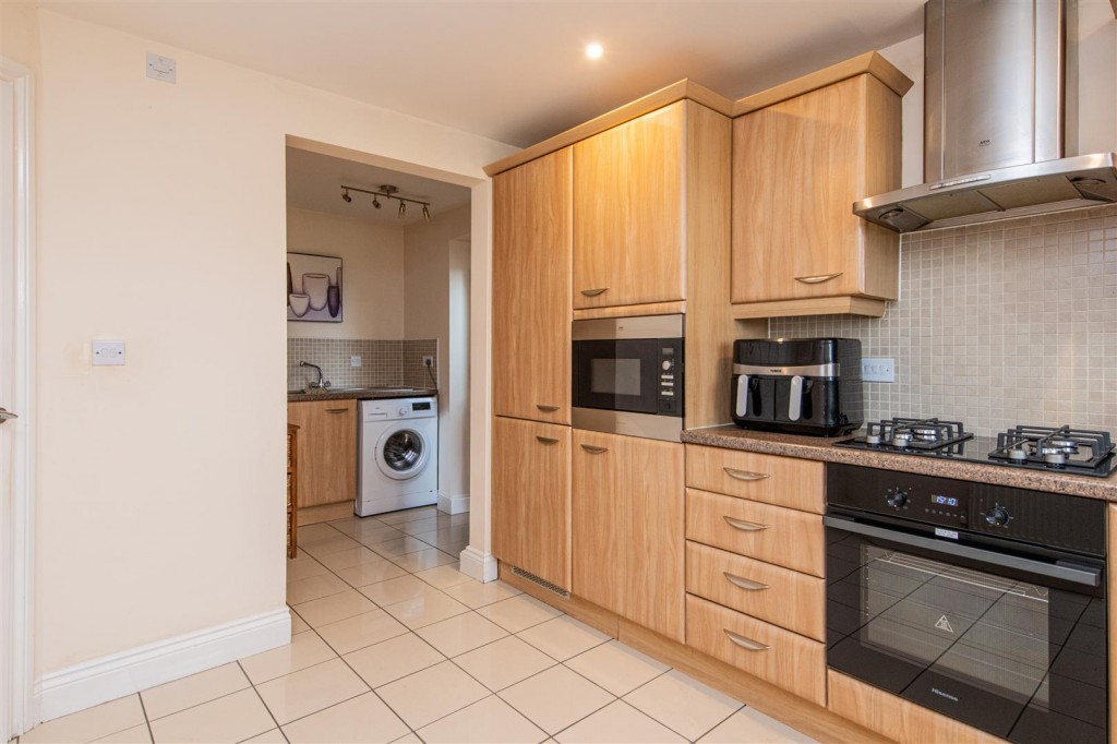 Images for Dunnock Road, Corby EAID:oscarjamesapi BID:4