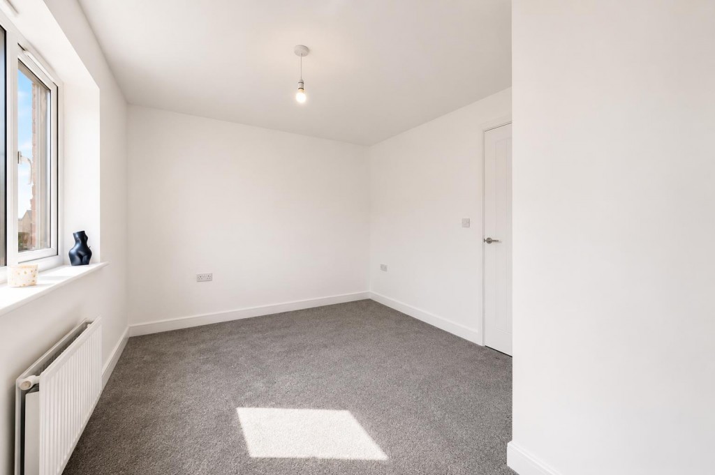 Images for Mistletoe Gardens, Priors Hall, Corby EAID:oscarjamesapi BID:4