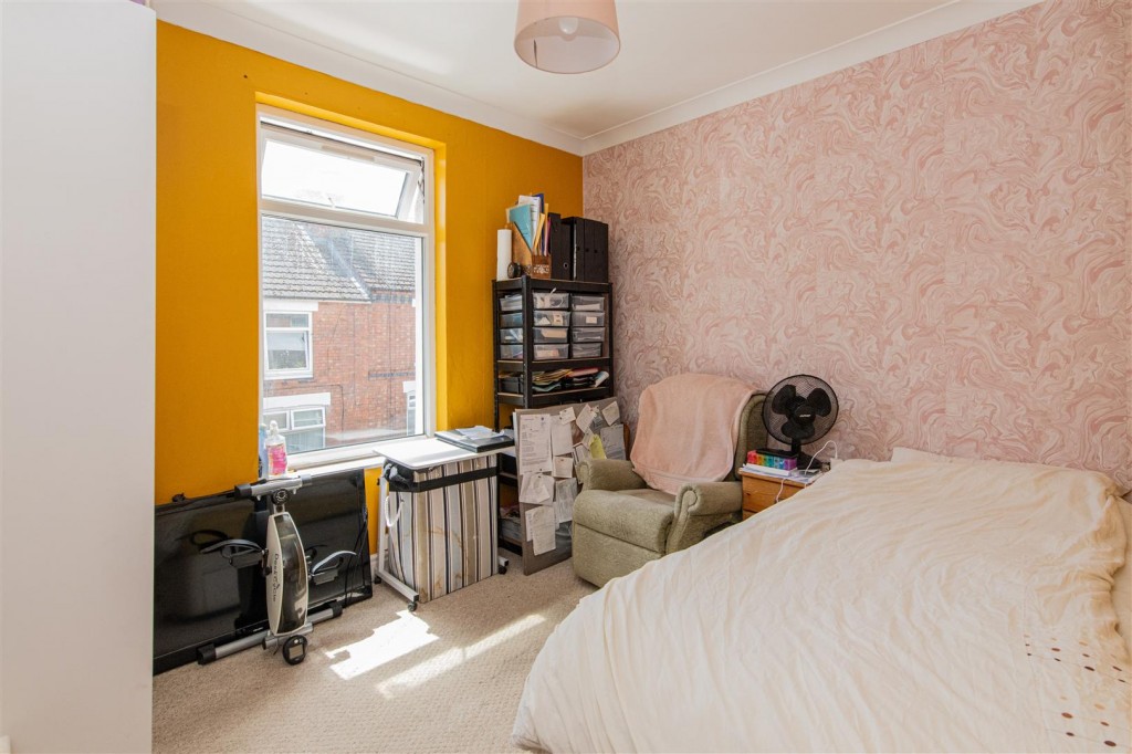 Images for Regent Street, Kettering EAID:oscarjamesapi BID:2