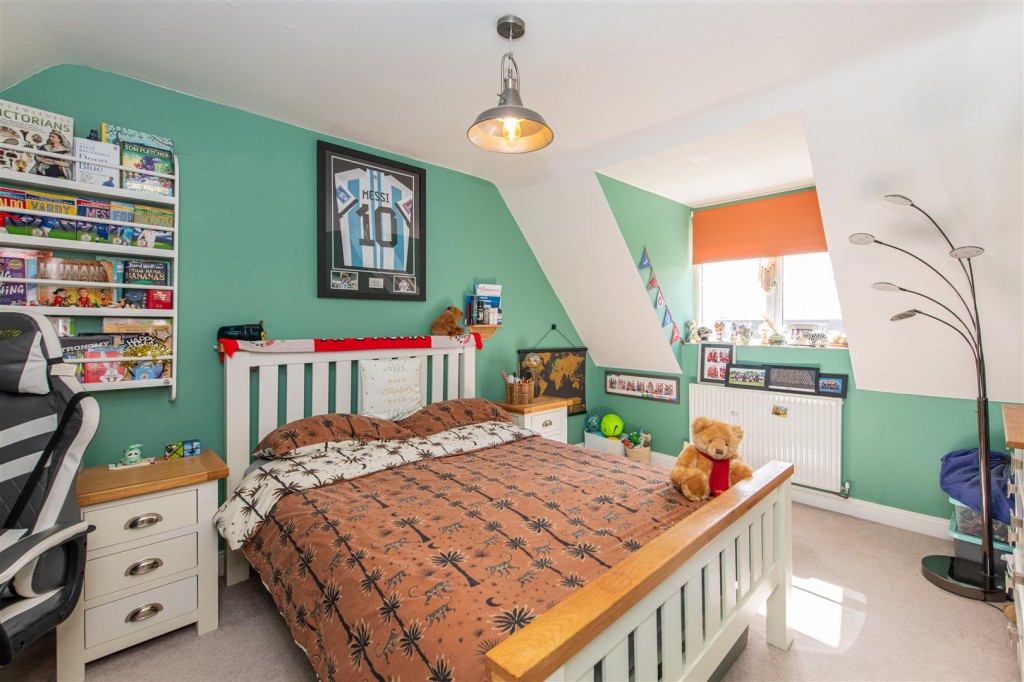 Images for Harlestone Road, Northampton EAID:oscarjamesapi BID:1