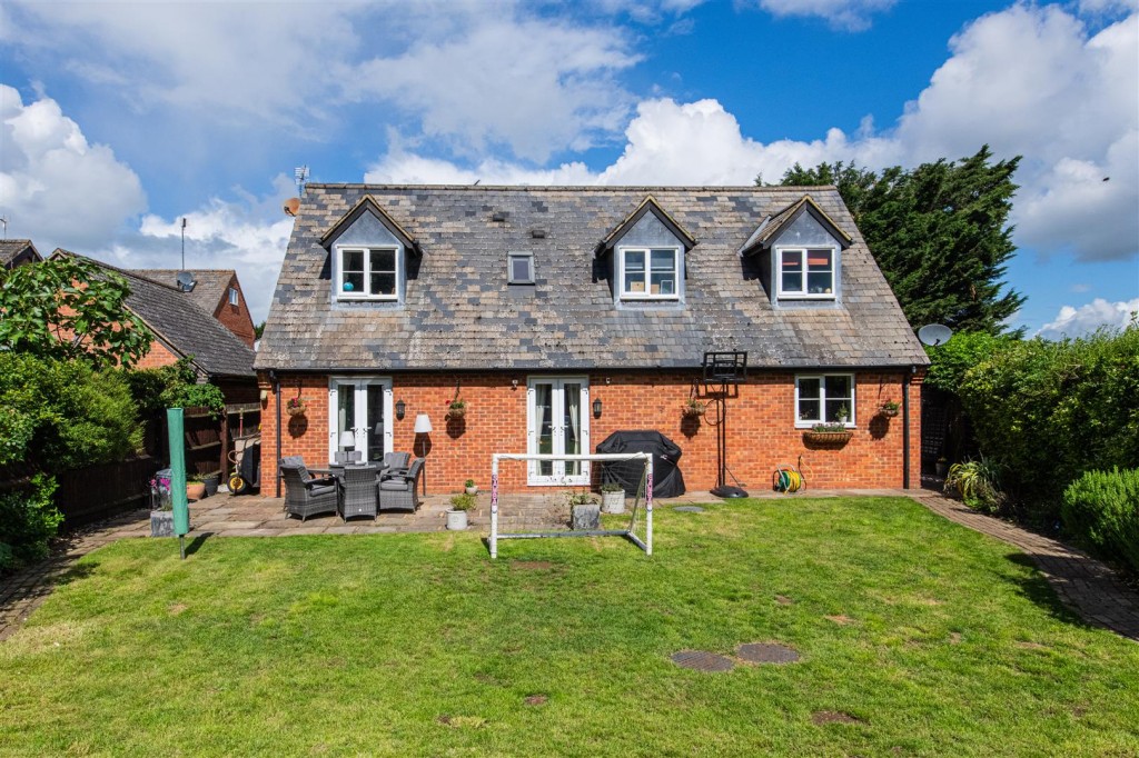 Images for Harlestone Road, Northampton EAID:oscarjamesapi BID:1