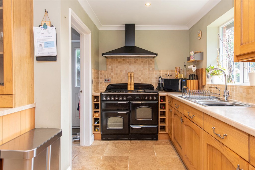 Images for Harlestone Road, Northampton EAID:oscarjamesapi BID:1