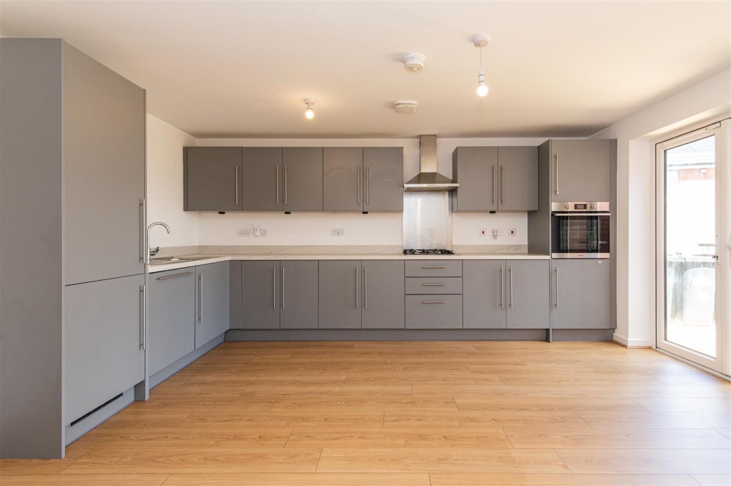 Images for Buckthorn Drive, Barton Seagrave EAID:oscarjamesapi BID:2