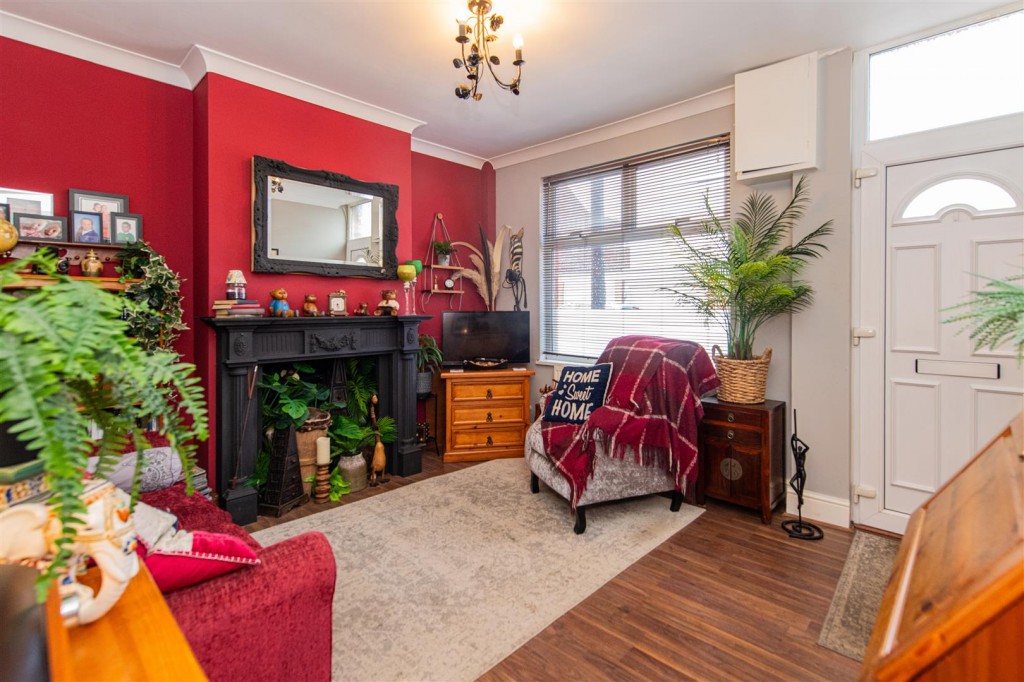 Images for Edinburgh Road, Kettering EAID:oscarjamesapi BID:2