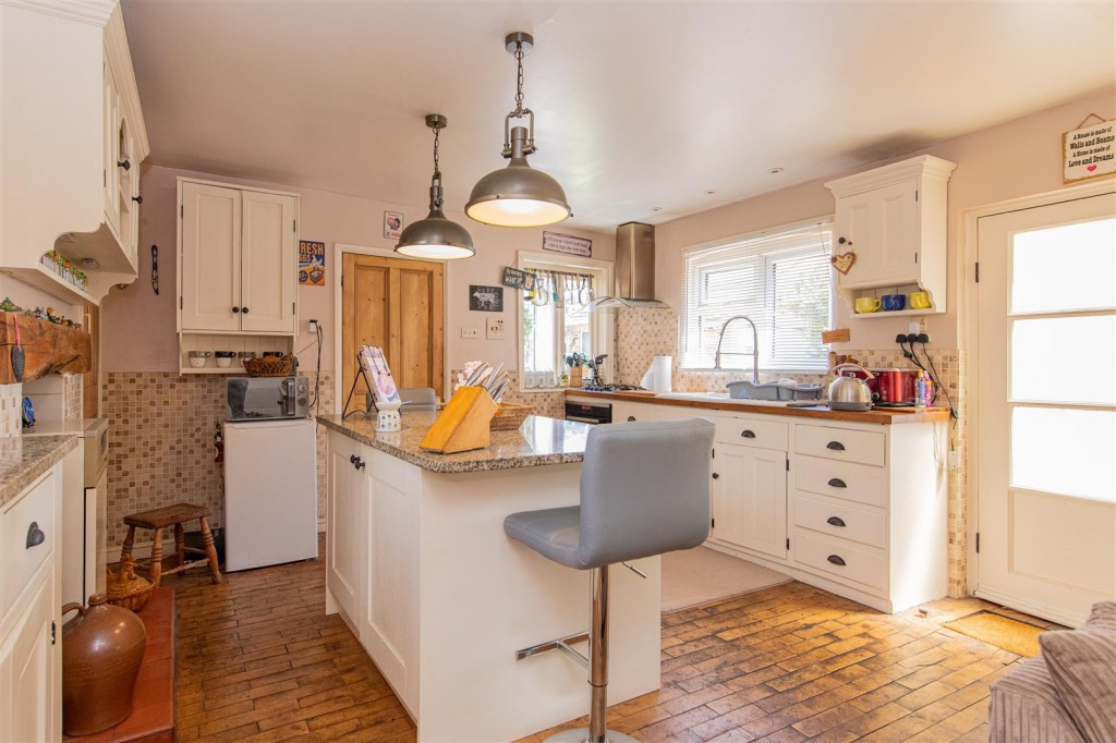 Images for Wellingborough Road, Broughton EAID:oscarjamesapi BID:2