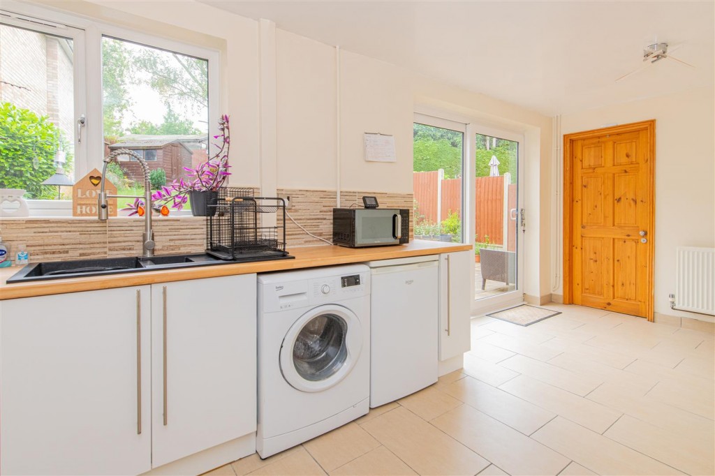 Images for Thames Rise, Kettering EAID:oscarjamesapi BID:2
