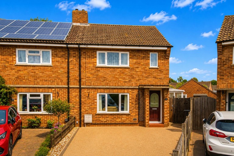 Regent Close, Burton Latimer - EAID:oscarjamesapi, BID:3