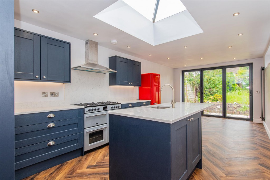 Images for Northampton Road, Higham Ferrers EAID:oscarjamesapi BID:8
