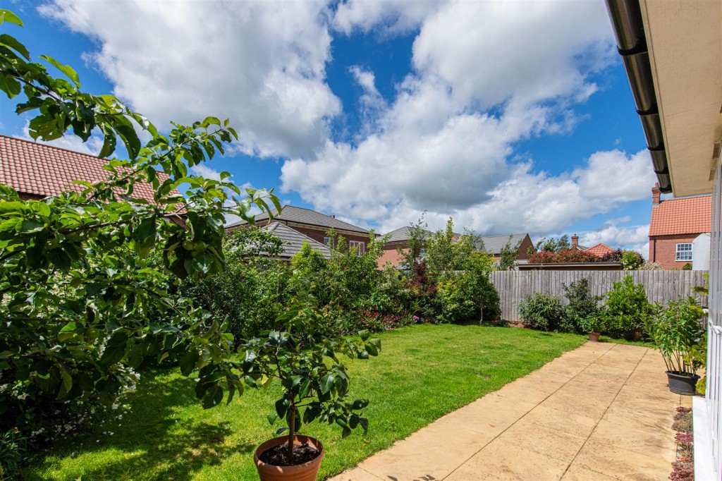 Images for Townend Close, Husbands Bosworth, Lutterworth EAID:oscarjamesapi BID:5