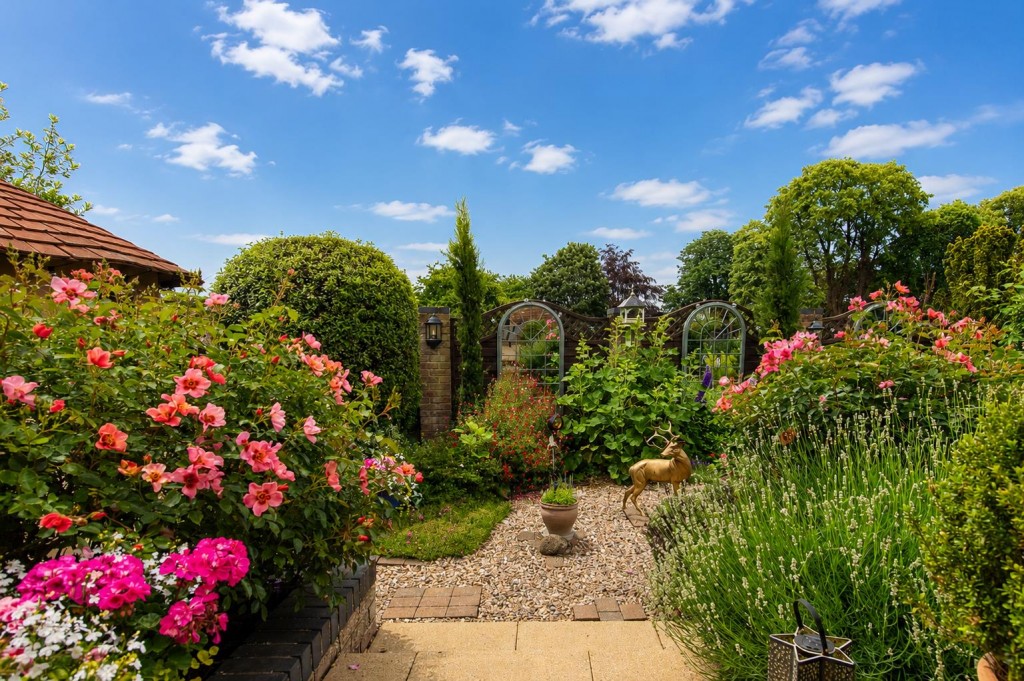 Images for Desborough Road, Rushton EAID:oscarjamesapi BID:2