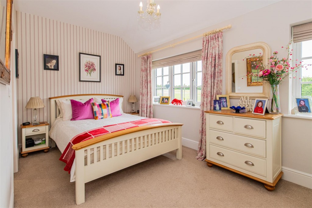 Images for Desborough Road, Rushton EAID:oscarjamesapi BID:2