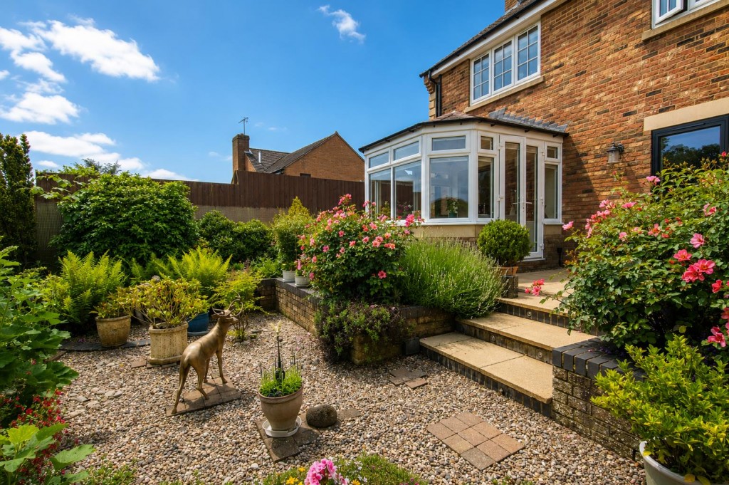 Images for Desborough Road, Rushton EAID:oscarjamesapi BID:2