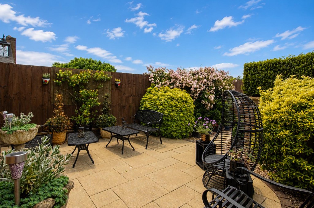 Images for Desborough Road, Rushton EAID:oscarjamesapi BID:2