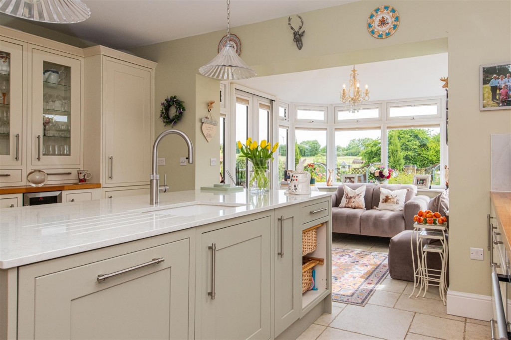 Images for Desborough Road, Rushton EAID:oscarjamesapi BID:2