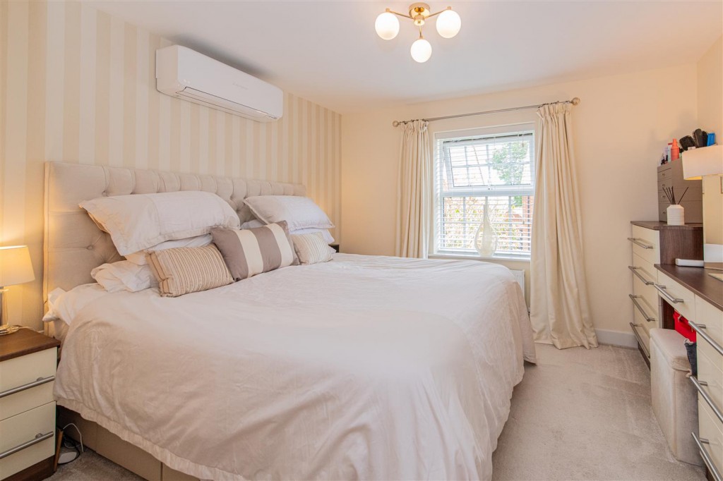Images for Marsh Drive, Husbands Bosworth, Lutterworth EAID:oscarjamesapi BID:5
