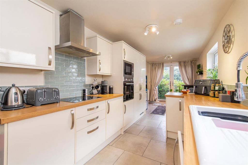 Images for Broadway, Kettering EAID:oscarjamesapi BID:2