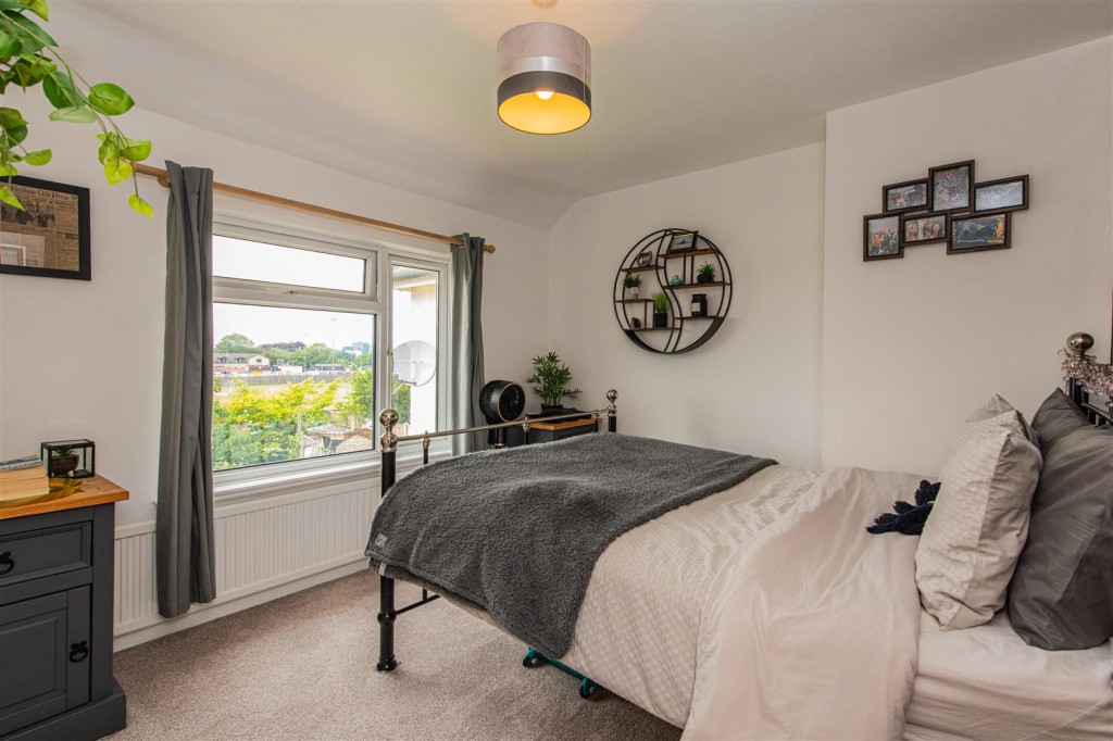 Images for West Avenue, Burton Latimer EAID:oscarjamesapi BID:3
