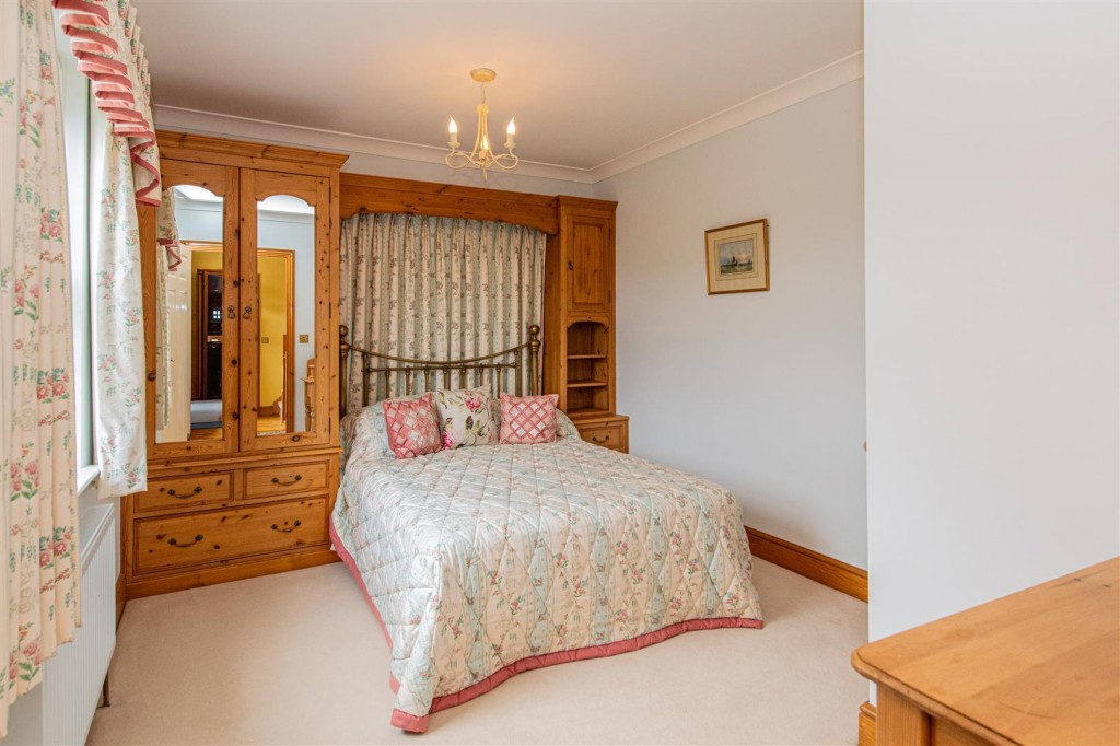 Images for Grange House, Lowick Lane, Aldwincle EAID:oscarjamesapi BID:3
