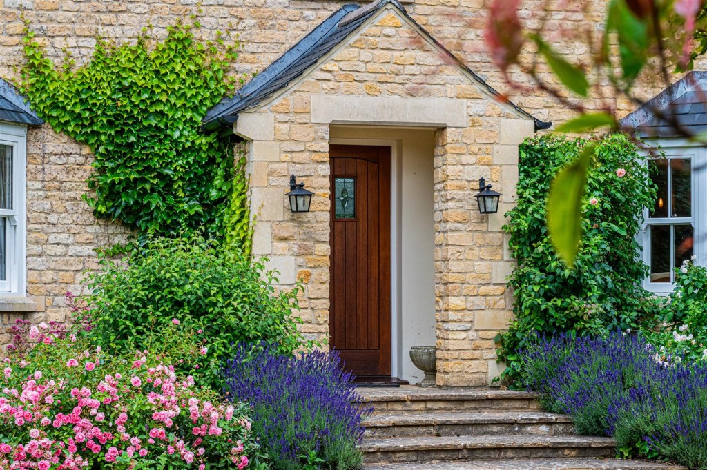 Images for Grange House, Lowick Lane, Aldwincle EAID:oscarjamesapi BID:3