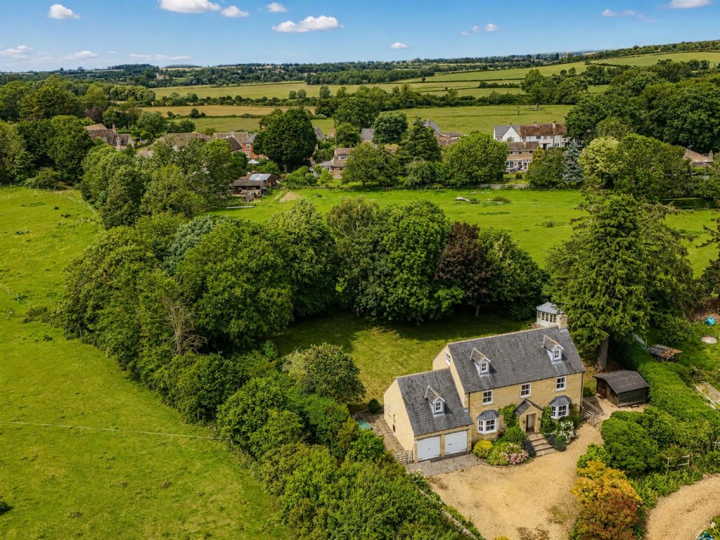 Images for Grange House, Lowick Lane, Aldwincle EAID:oscarjamesapi BID:3