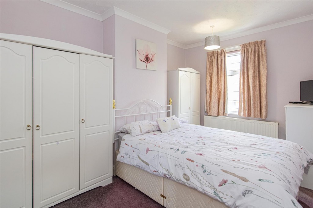 Images for Bird Street, Burton Latimer EAID:oscarjamesapi BID:3