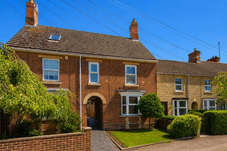 Midland Road, Thrapston - EAID:oscarjamesapi, BID:3