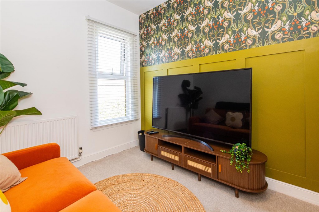 Images for Midland Road, Thrapston EAID:oscarjamesapi BID:3