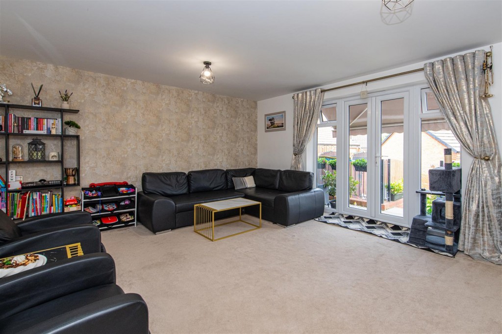 Images for Finedon Road, Burton Latimer EAID:oscarjamesapi BID:2