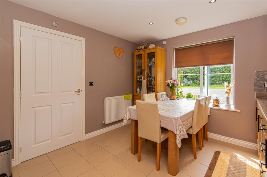 Images for Finedon Road, Burton Latimer EAID:oscarjamesapi BID:2