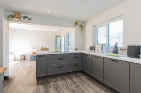 Images for The Avenue, Corby