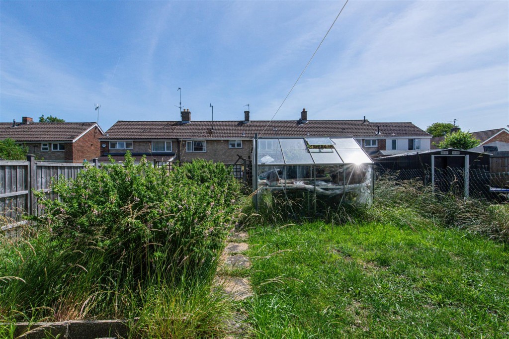 Images for Farmstead Road, Corby EAID:oscarjamesapi BID:4