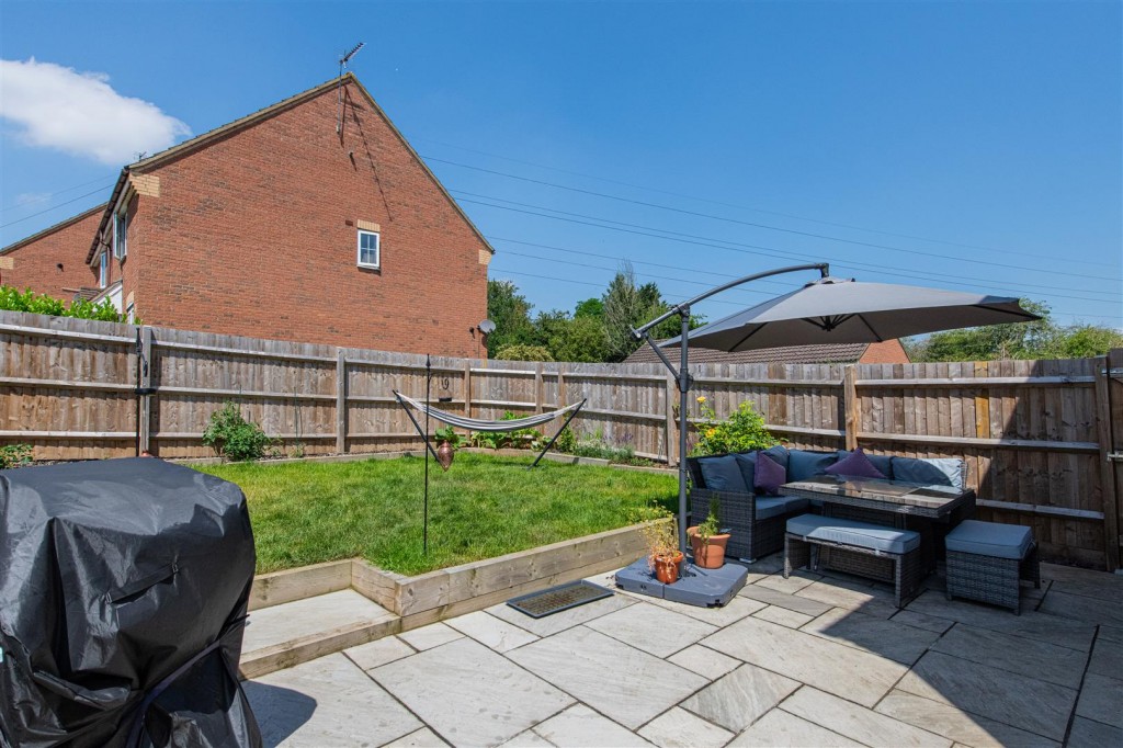 Images for Randall Close, Irthlingborough EAID:oscarjamesapi BID:8
