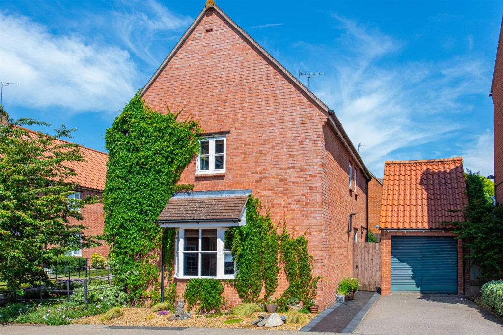 Images for Padmans Close, Mawsley, Kettering EAID:oscarjamesapi BID:2